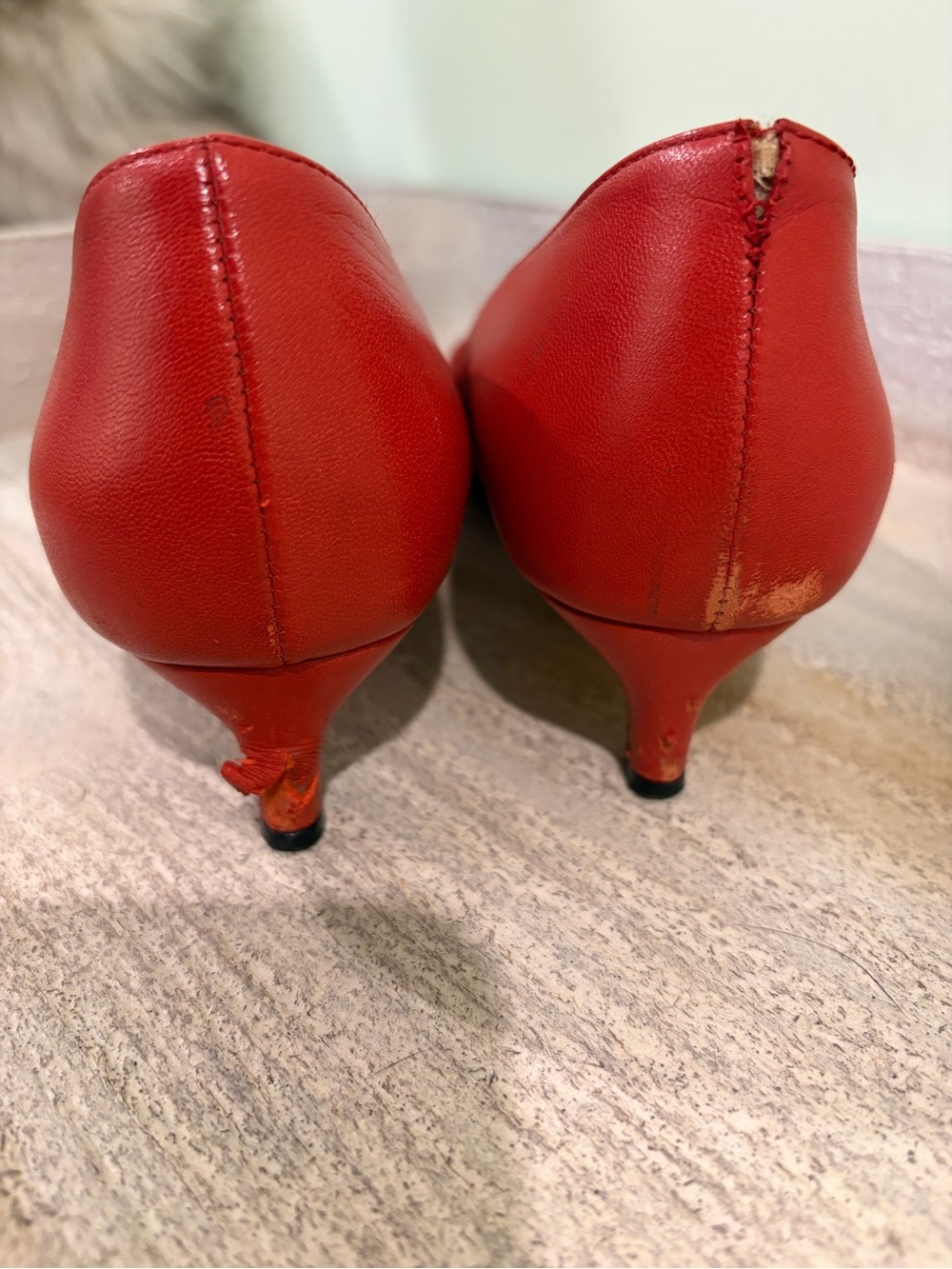 Gucci Red-Orange Leather Pointed-Toe Kitten Heel Flats - Picture 3 of 7